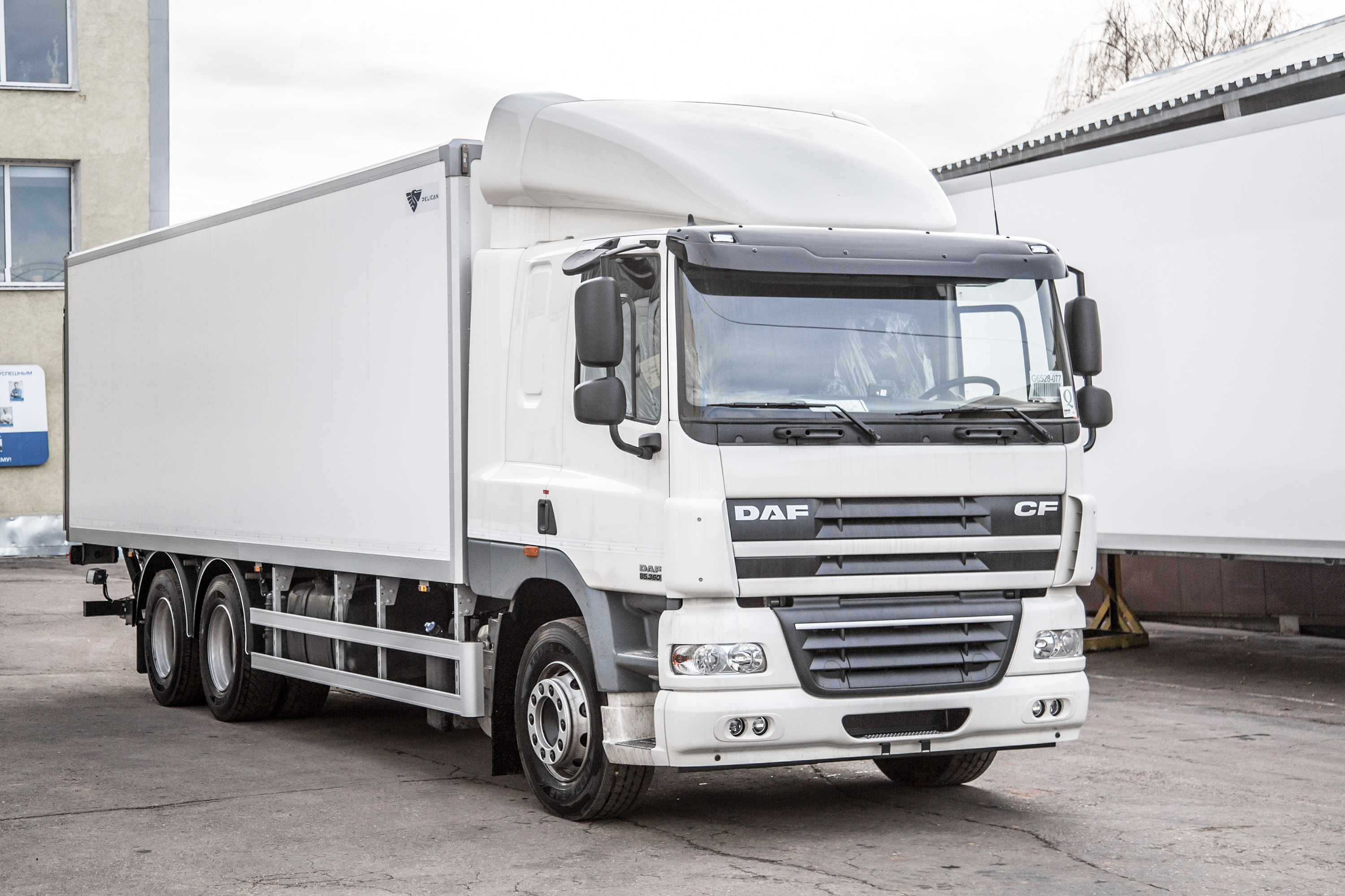 Купить изотермический фургон DAF CF85 в комплектации Plastic Van в Москве |  Pelican.van