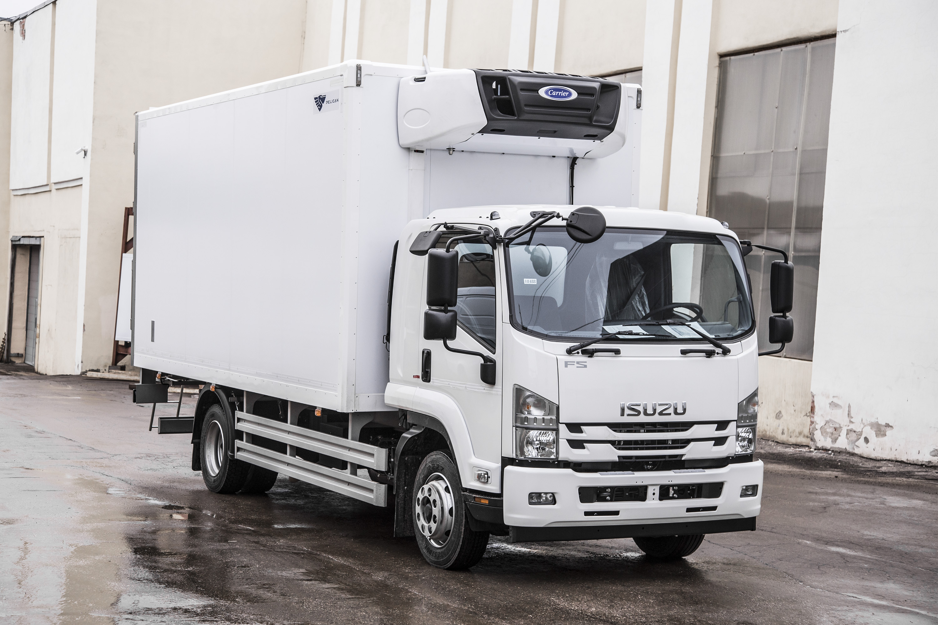 Купить фургон рефрижератор ISUZU FSR в комплектации Steel Van в Москве |  Pelican.van