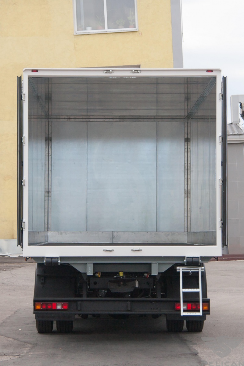 Изотермический фургон на базе шасси КАМАЗ 4308