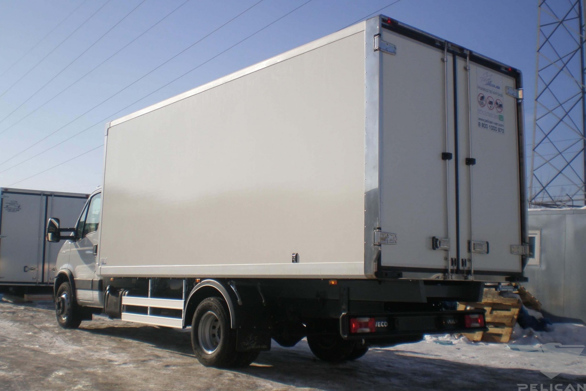 Изотермический фургон на базе шасси Iveco Daily